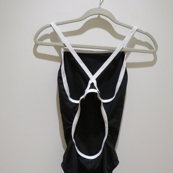 SPEEDO One Piece Flyback Training Endurance+ Swimsuit in Speedo Black Sport NWT - Picture 9 of 13